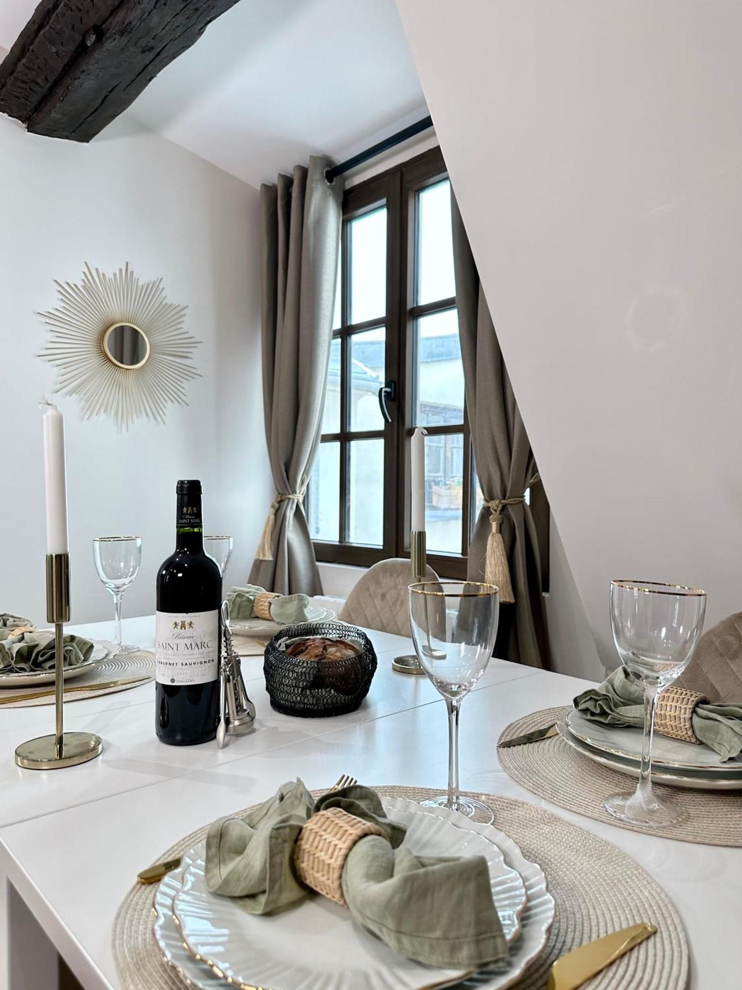 Le Marais' Finest Luxurious Apartment Paris Dış mekan fotoğraf